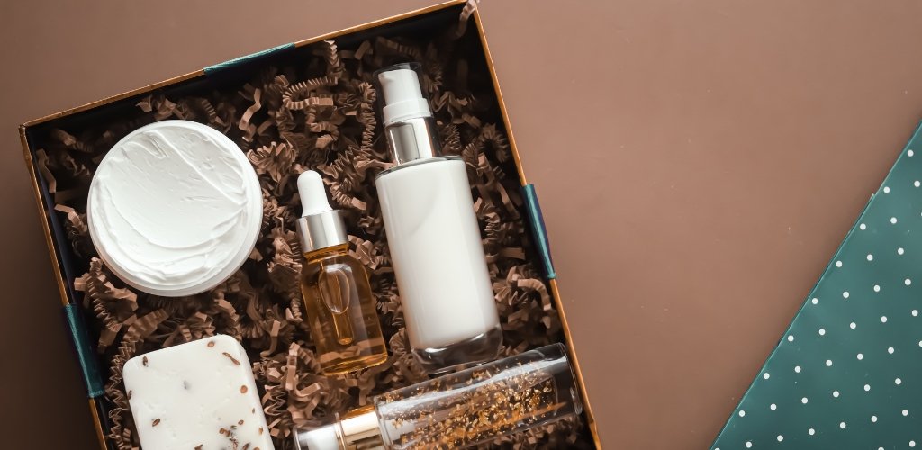 High-quality custom packaging solutions in Delhi NCR including rigid boxes, corrugated cartons, and retail paper bags